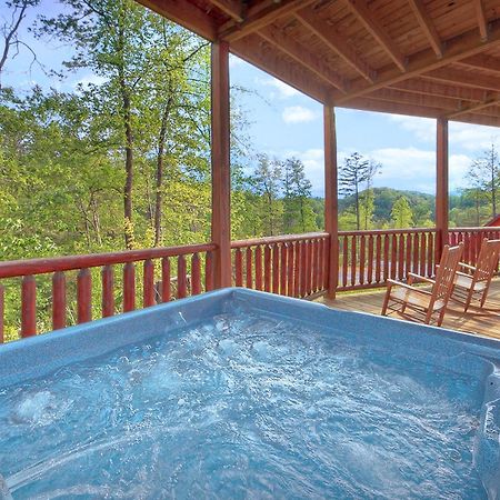 Knotty & Nice Holiday Home Gatlinburg Exteriör bild